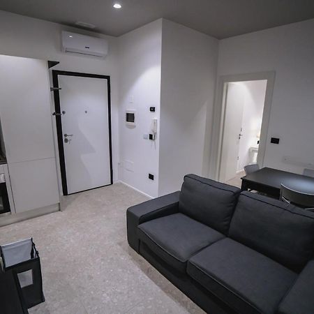De Luca 6 Apartments ساليرنو المظهر الخارجي الصورة