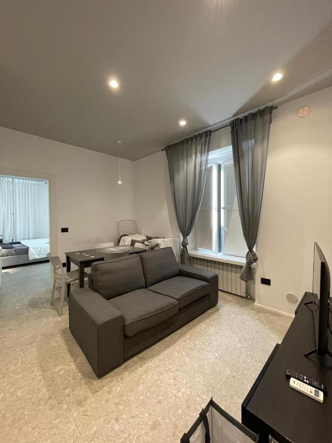 De Luca 6 Apartments ساليرنو المظهر الخارجي الصورة