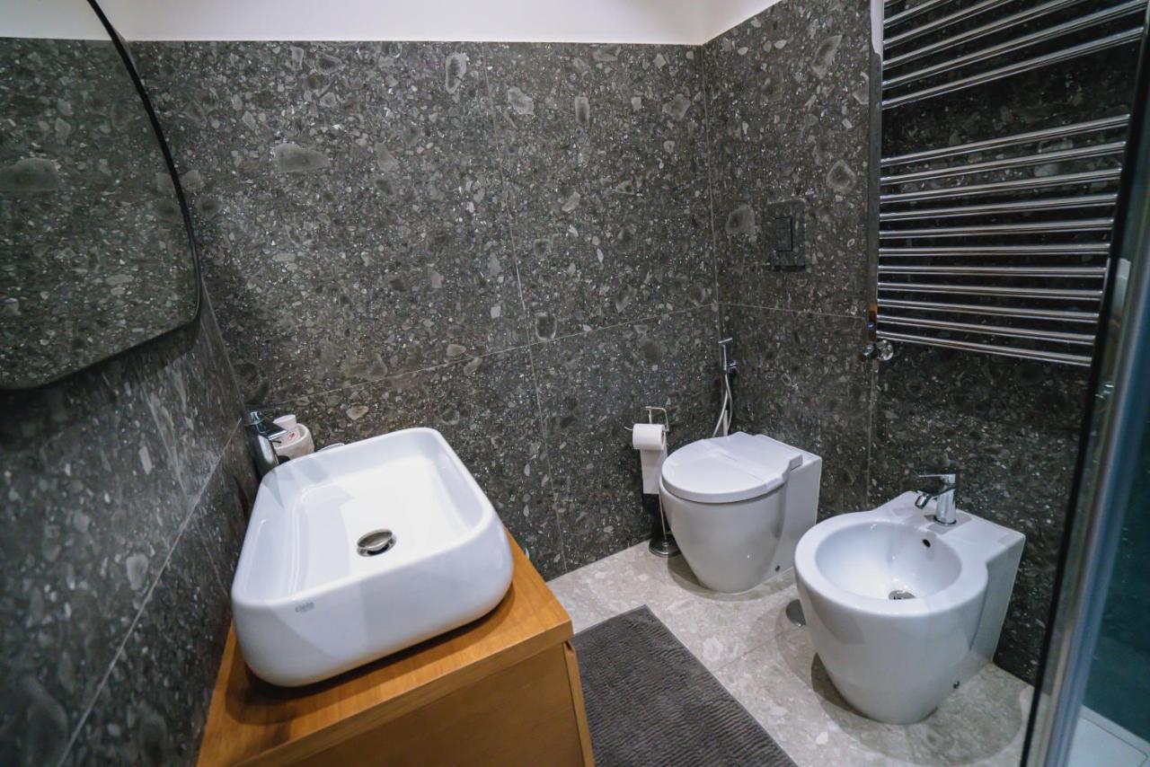De Luca 6 Apartments ساليرنو المظهر الخارجي الصورة