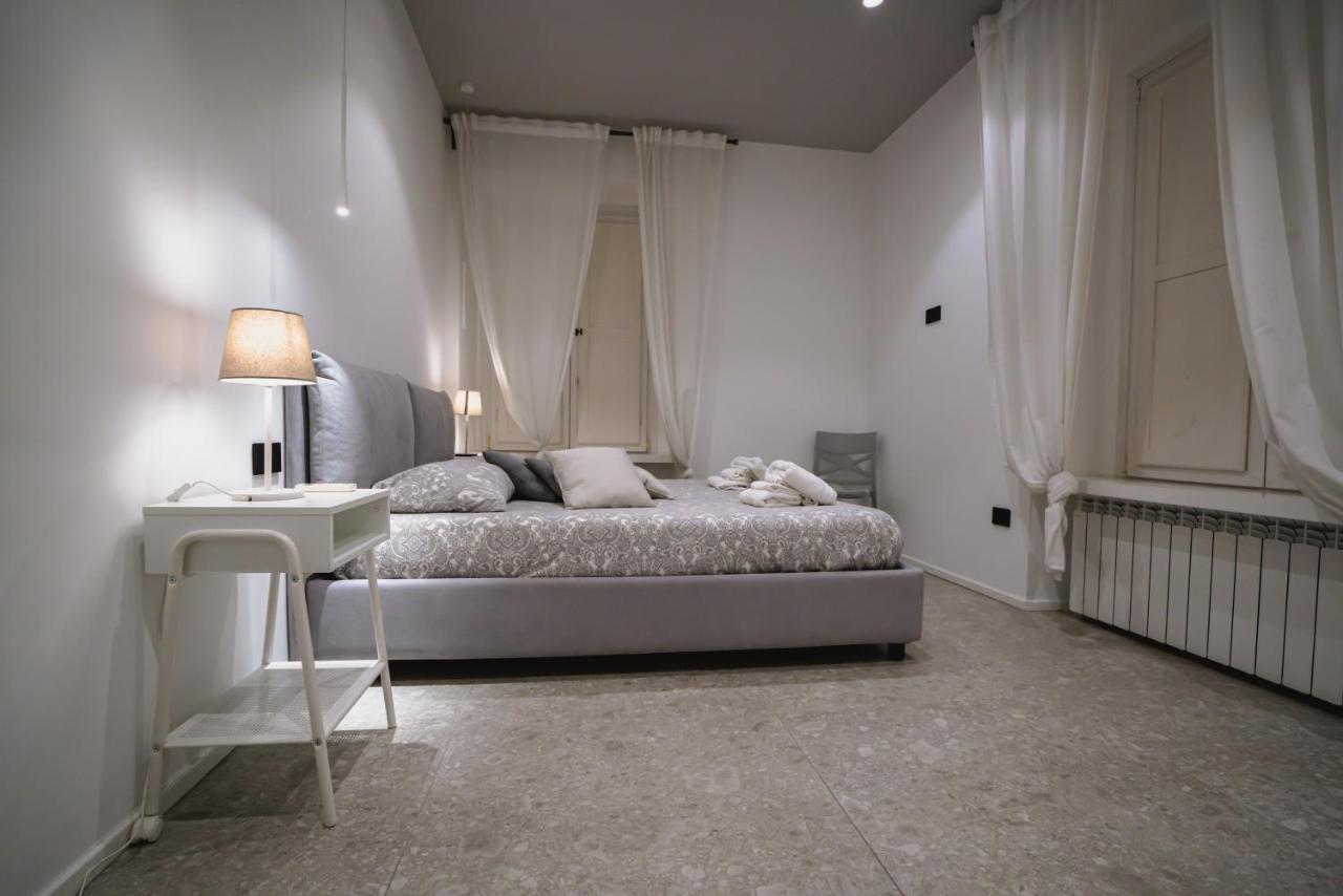 De Luca 6 Apartments ساليرنو المظهر الخارجي الصورة