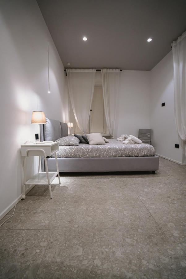 De Luca 6 Apartments ساليرنو المظهر الخارجي الصورة