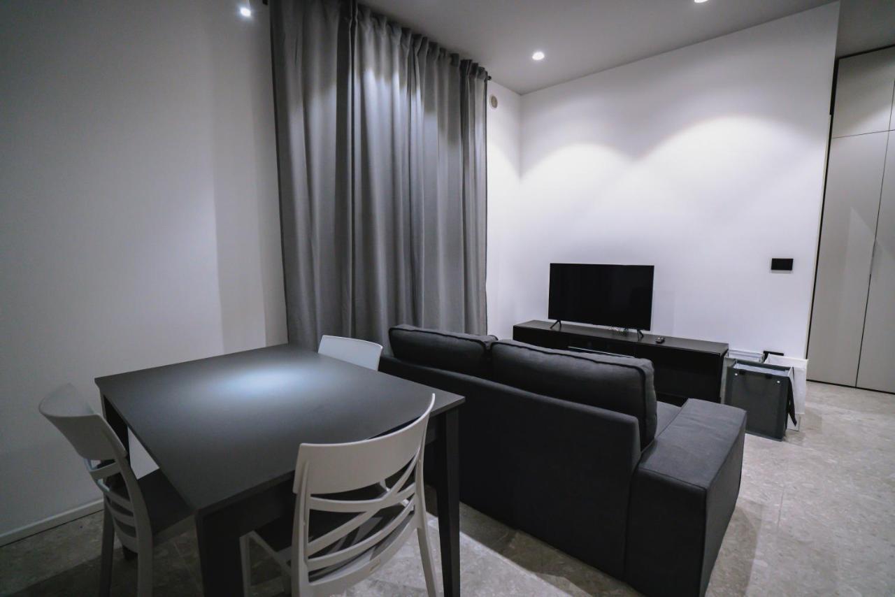 De Luca 6 Apartments ساليرنو المظهر الخارجي الصورة